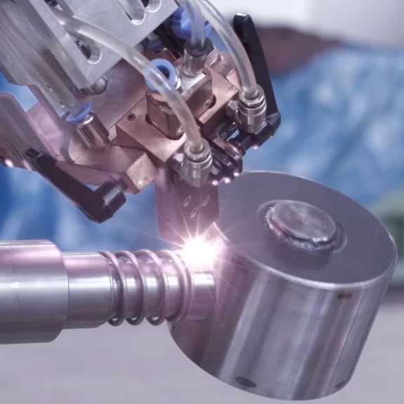 Heat conducted welding metal with an excellent welded seam by Laserline diode lasers