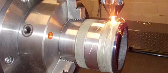 Laser cladding on a membrane wall with thermal laser spraying by Laserline diode lasers