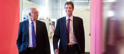 Christoph Ullmann and Volker Krause walking through Laserline production hall